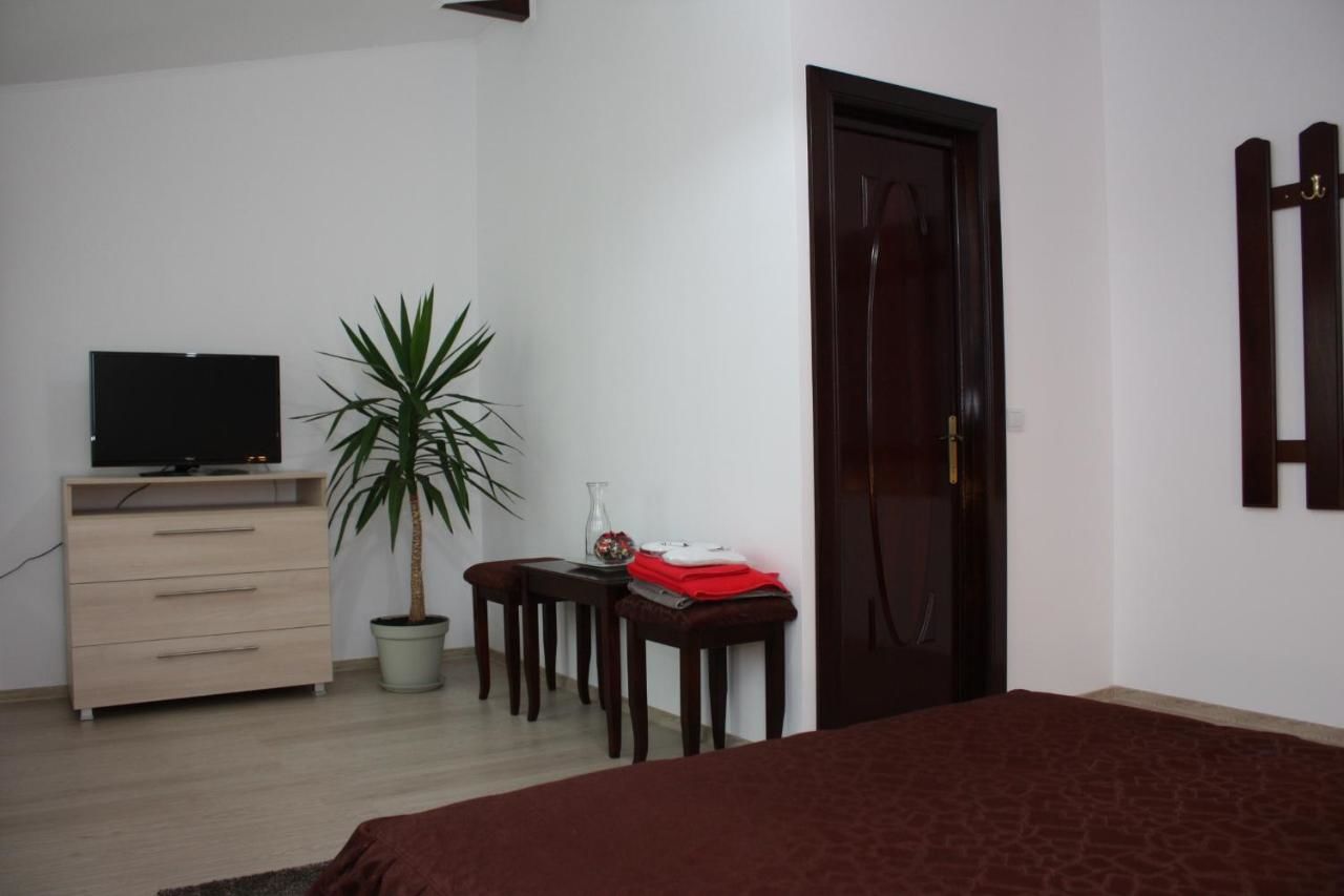 Гостевой дом Casa Ianis Брашов